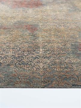 Damask Elegance